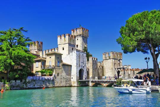 La Casa Del Lago Sirmione Exterior photo